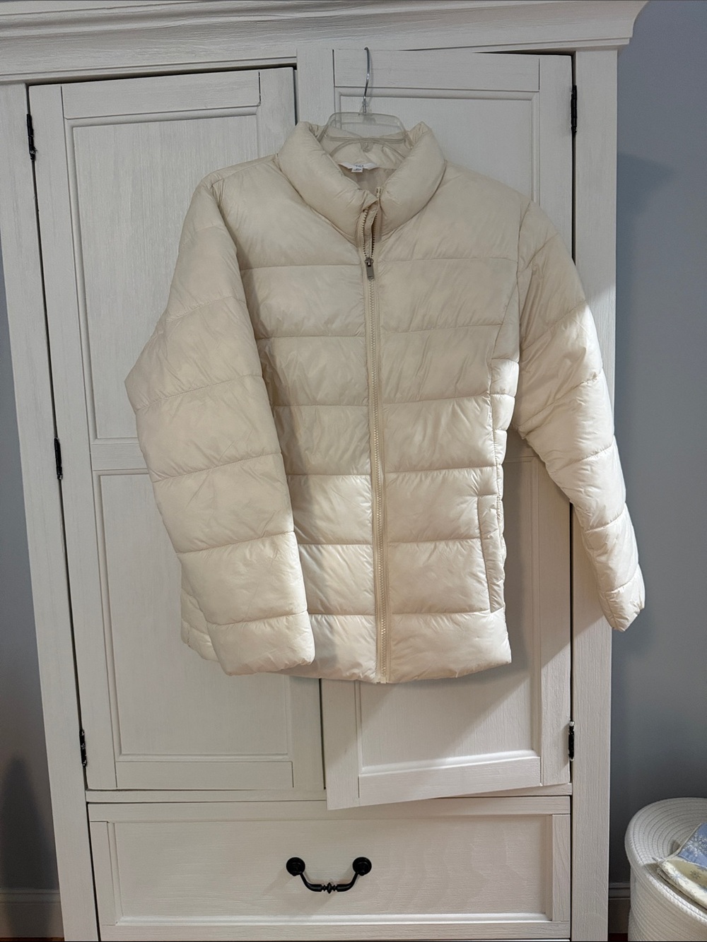 Time and Tru Cream Quilted Puffer Jacket